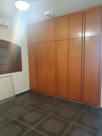 Alugar Casa / Padr&atilde;o em S&atilde;o Jos&eacute; do Rio Preto R$ 3.000,00 - Foto 11