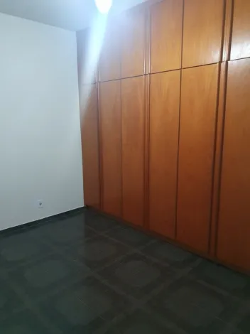 Alugar Casa / Padr&atilde;o em S&atilde;o Jos&eacute; do Rio Preto R$ 3.000,00 - Foto 13