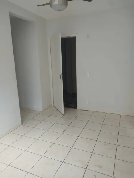 Alugar Apartamento / Padr&atilde;o em S&atilde;o Jos&eacute; do Rio Preto R$ 900,00 - Foto 9