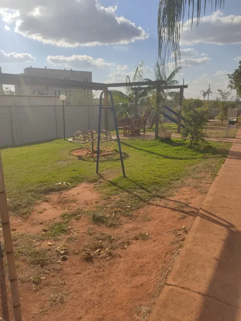 Alugar Apartamento / Padr&atilde;o em S&atilde;o Jos&eacute; do Rio Preto R$ 900,00 - Foto 15