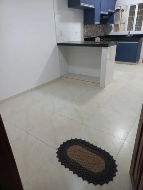 Alugar Casa / Padr&atilde;o em S&atilde;o Jos&eacute; do Rio Preto R$ 1.300,00 - Foto 2