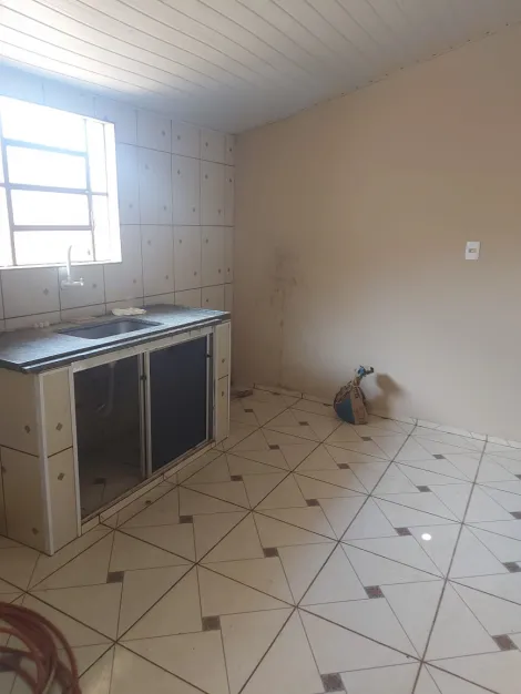 Alugar Casa / Padr&atilde;o em Uchoa R$ 780,00 - Foto 8