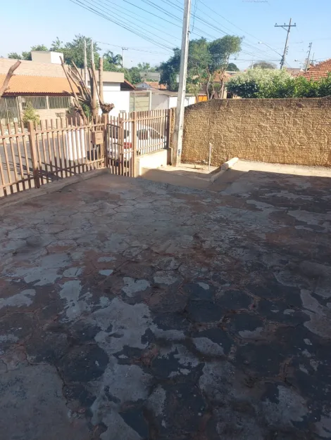 Alugar Casa / Padr&atilde;o em Uchoa R$ 780,00 - Foto 14