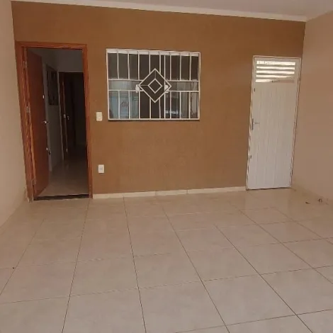Alugar Casa / Padr&atilde;o em Bady Bassitt. apenas R$ 340.000,00