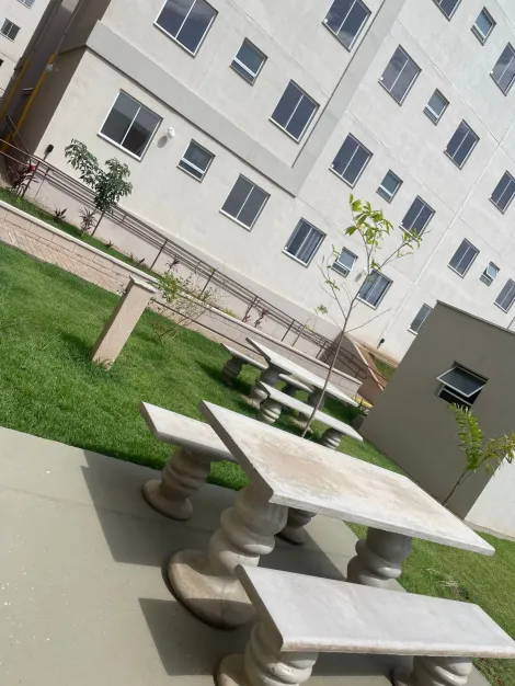Comprar Apartamento / Padr&atilde;o em S&atilde;o Jos&eacute; do Rio Preto R$ 270.000,00 - Foto 11