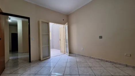 Alugar Casa / Padr&atilde;o em S&atilde;o Jos&eacute; do Rio Preto R$ 2.000,00 - Foto 14