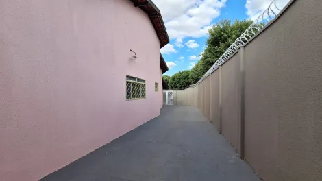 Alugar Casa / Padr&atilde;o em S&atilde;o Jos&eacute; do Rio Preto R$ 2.000,00 - Foto 30