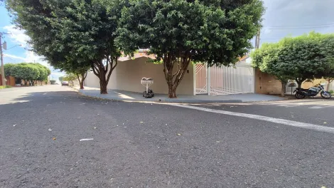 Alugar Casa / Padr&atilde;o em S&atilde;o Jos&eacute; do Rio Preto R$ 2.000,00 - Foto 36
