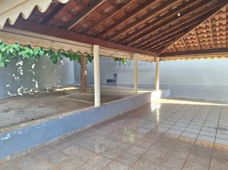Alugar Casa / Padr&atilde;o em S&atilde;o Jos&eacute; do Rio Preto R$ 1.400,00 - Foto 3
