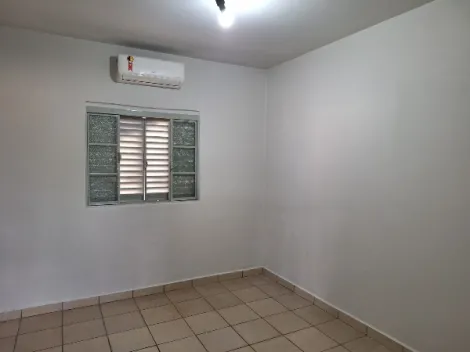 Alugar Casa / Padr&atilde;o em S&atilde;o Jos&eacute; do Rio Preto R$ 1.400,00 - Foto 12