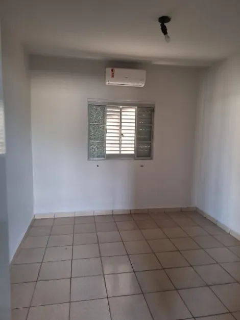 Alugar Casa / Padr&atilde;o em S&atilde;o Jos&eacute; do Rio Preto R$ 1.400,00 - Foto 15