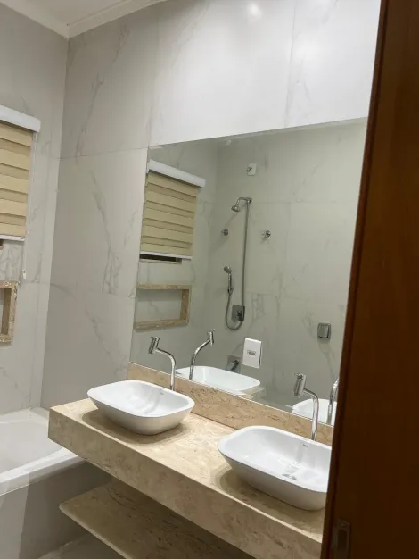 Alugar Casa / Padr&atilde;o em S&atilde;o Jos&eacute; do Rio Preto R$ 1.800,00 - Foto 20