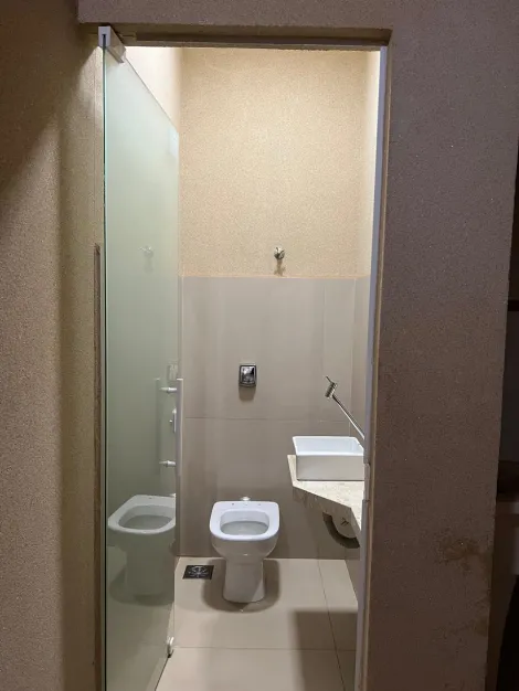 Alugar Casa / Padr&atilde;o em S&atilde;o Jos&eacute; do Rio Preto R$ 1.800,00 - Foto 39