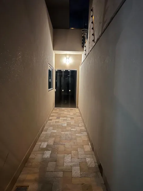 Alugar Casa / Padr&atilde;o em S&atilde;o Jos&eacute; do Rio Preto R$ 1.800,00 - Foto 36