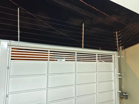Alugar Casa / Padr&atilde;o em S&atilde;o Jos&eacute; do Rio Preto. apenas R$ 1.800,00