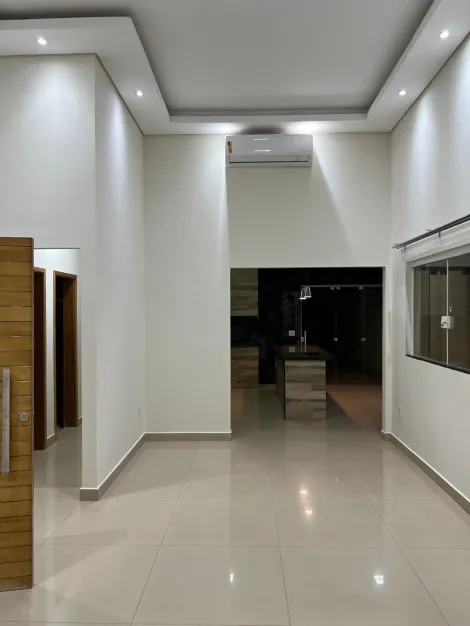 Alugar Casa / Padr&atilde;o em S&atilde;o Jos&eacute; do Rio Preto R$ 1.800,00 - Foto 10