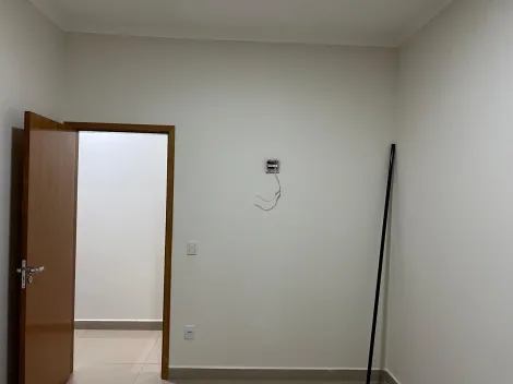 Alugar Casa / Padr&atilde;o em S&atilde;o Jos&eacute; do Rio Preto R$ 1.800,00 - Foto 28