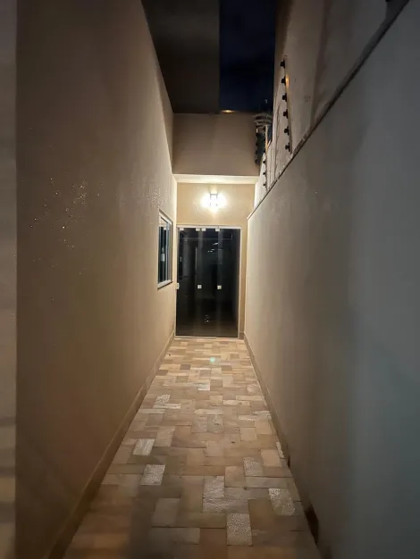 Alugar Casa / Padr&atilde;o em S&atilde;o Jos&eacute; do Rio Preto R$ 1.800,00 - Foto 37