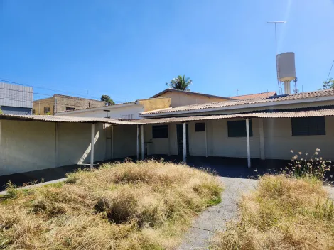 Alugar Casa / Padr&atilde;o em S&atilde;o Jos&eacute; do Rio Preto. apenas R$ 330.000,00