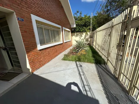 Comprar Casa / Padr&atilde;o em S&atilde;o Jos&eacute; do Rio Preto R$ 450.000,00 - Foto 3