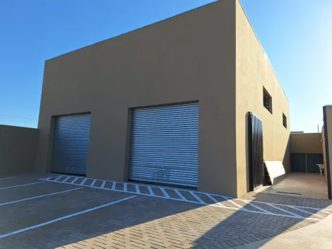 Alugar Comercial / Sal&atilde;o em S&atilde;o Jos&eacute; do Rio Preto. apenas R$ 4.000,00