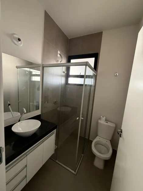 Alugar Casa / Condom&iacute;nio em S&atilde;o Jos&eacute; do Rio Preto R$ 3.000,00 - Foto 12