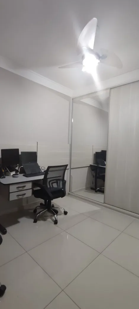 Alugar Apartamento / Padr&atilde;o em S&atilde;o Jos&eacute; do Rio Preto R$ 1.400,00 - Foto 12