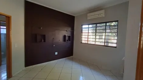 Alugar Casa / Padr&atilde;o em S&atilde;o Jos&eacute; do Rio Preto R$ 3.200,00 - Foto 5
