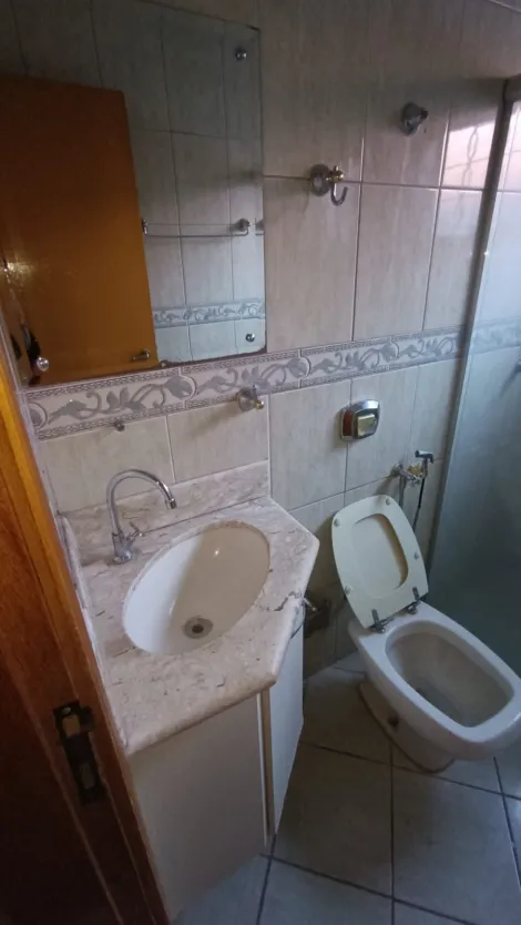 Alugar Casa / Padr&atilde;o em S&atilde;o Jos&eacute; do Rio Preto R$ 3.200,00 - Foto 9