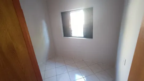Alugar Casa / Padr&atilde;o em S&atilde;o Jos&eacute; do Rio Preto R$ 3.200,00 - Foto 13