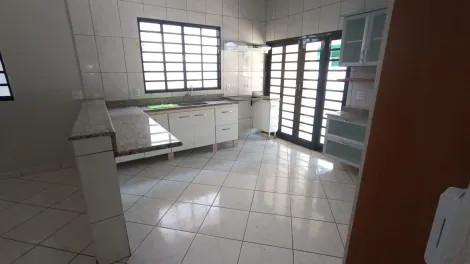 Alugar Casa / Padr&atilde;o em S&atilde;o Jos&eacute; do Rio Preto R$ 3.200,00 - Foto 16