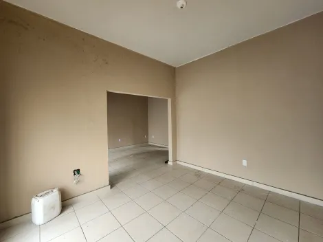 Alugar Casa / Padr&atilde;o em S&atilde;o Jos&eacute; do Rio Preto R$ 1.450,00 - Foto 5