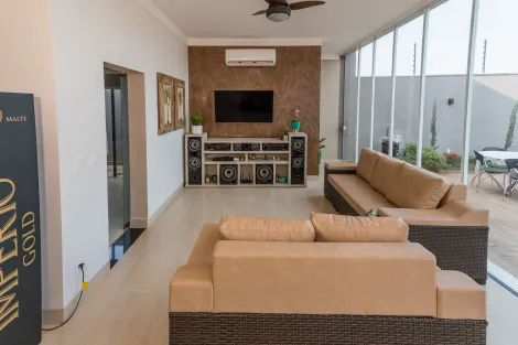 Alugar Casa / Padr&atilde;o em Mirassol R$ 4.500,00 - Foto 15