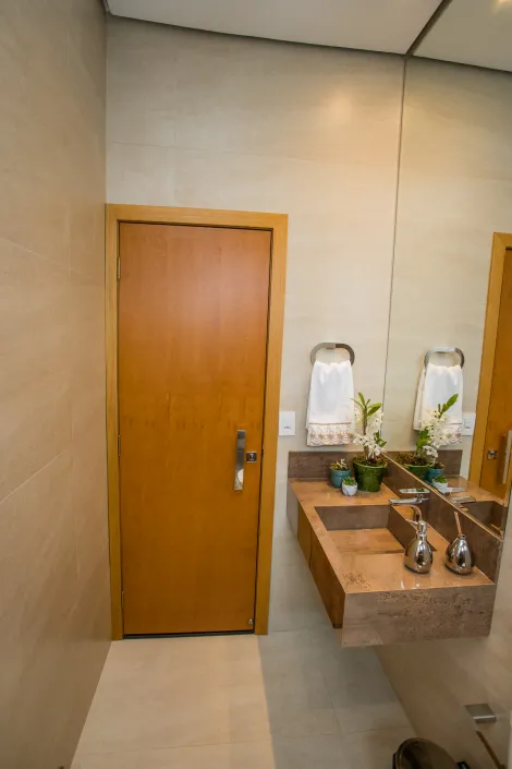 Alugar Casa / Padr&atilde;o em Mirassol R$ 4.500,00 - Foto 33