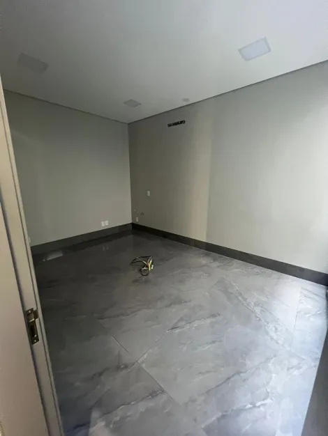 Alugar Comercial / Sala em S&atilde;o Jos&eacute; do Rio Preto R$ 2.000,00 - Foto 3