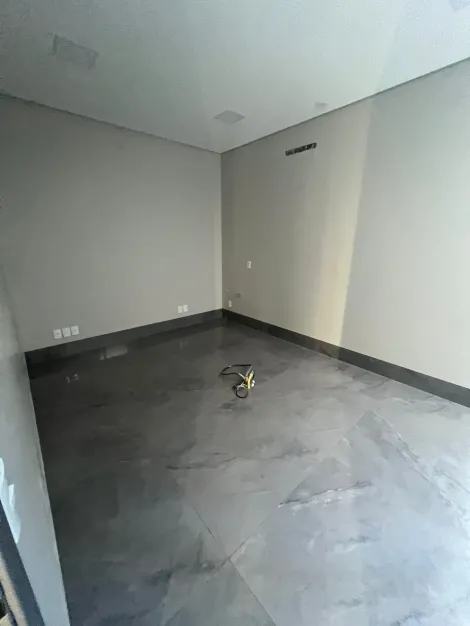 Alugar Comercial / Sala em S&atilde;o Jos&eacute; do Rio Preto R$ 2.000,00 - Foto 4