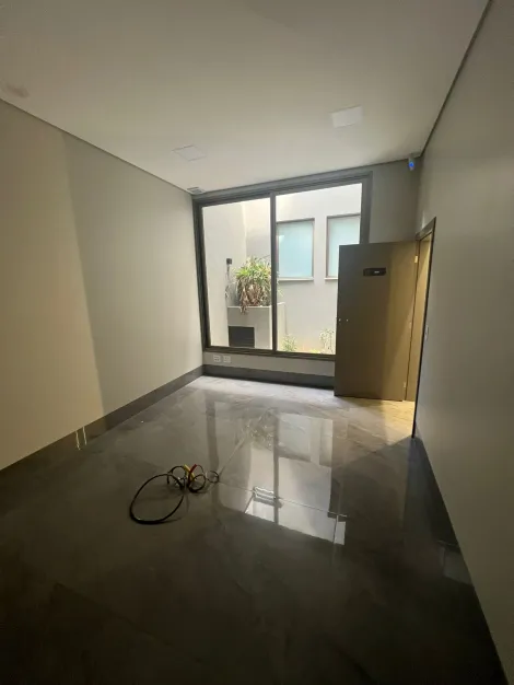 Alugar Comercial / Sala em S&atilde;o Jos&eacute; do Rio Preto R$ 2.000,00 - Foto 7