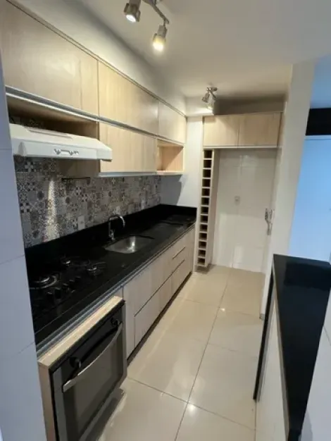 Alugar Apartamento / Padr&atilde;o em S&atilde;o Jos&eacute; do Rio Preto R$ 1.350,00 - Foto 3