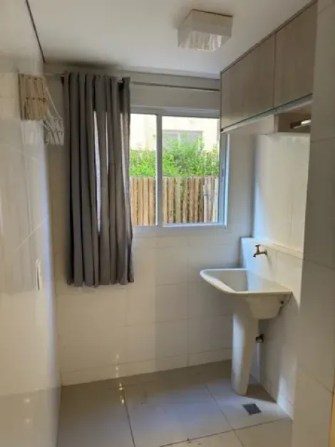 Alugar Apartamento / Padr&atilde;o em S&atilde;o Jos&eacute; do Rio Preto R$ 1.350,00 - Foto 4