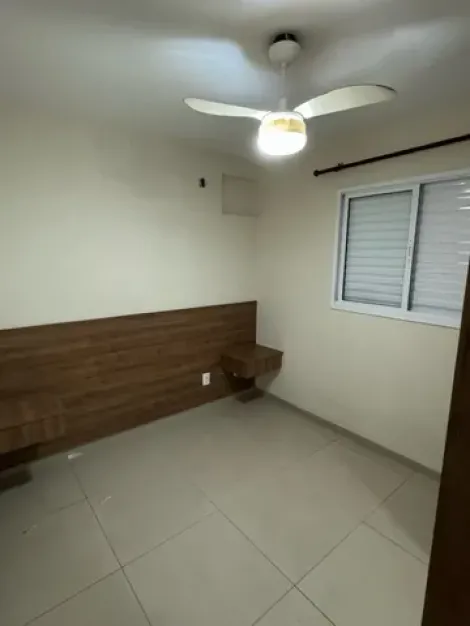 Alugar Apartamento / Padr&atilde;o em S&atilde;o Jos&eacute; do Rio Preto R$ 1.350,00 - Foto 6