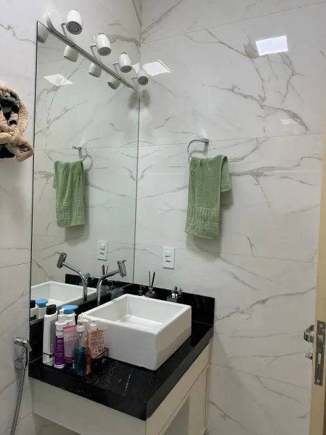 Comprar Casa / Padr&atilde;o em S&atilde;o Jos&eacute; do Rio Preto R$ 565.000,00 - Foto 9