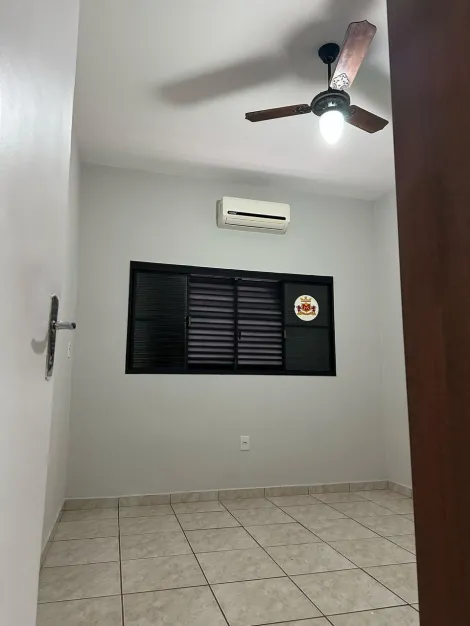 Comprar Casa / Padr&atilde;o em S&atilde;o Jos&eacute; do Rio Preto R$ 565.000,00 - Foto 25