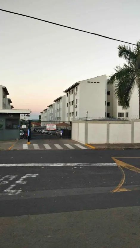 Alugar Apartamento / Padr&atilde;o em S&atilde;o Jos&eacute; do Rio Preto R$ 800,00 - Foto 9