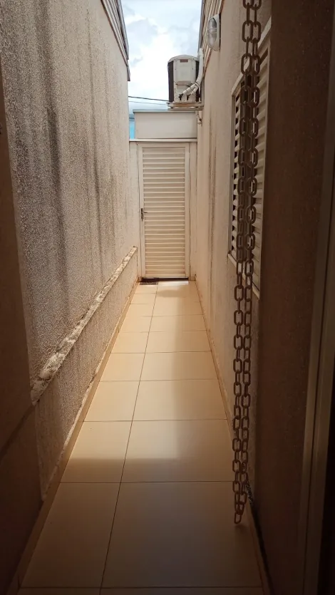 Alugar Casa / Condom&iacute;nio em S&atilde;o Jos&eacute; do Rio Preto R$ 1.235,00 - Foto 13