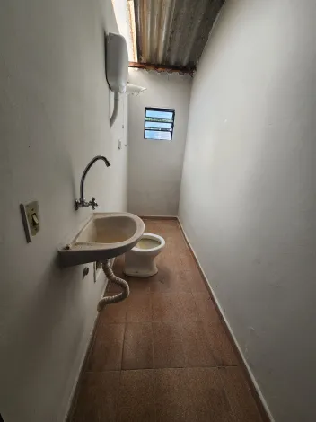 Alugar Casa / Padr&atilde;o em S&atilde;o Jos&eacute; do Rio Preto R$ 1.200,00 - Foto 12