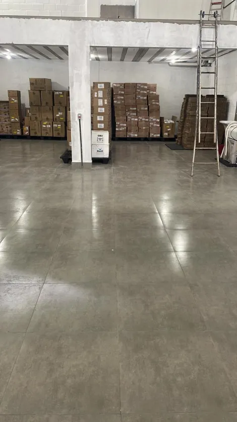 Comercial / Sal&atilde;o em Cedral 