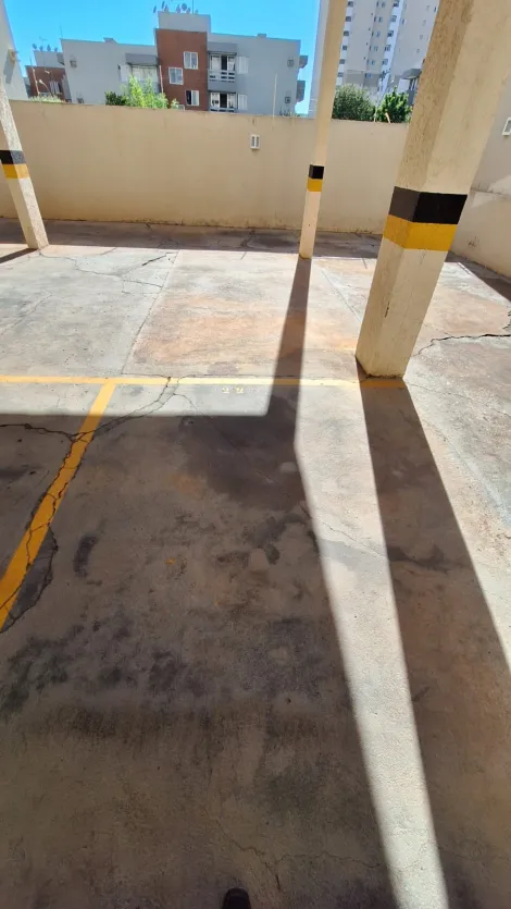 Alugar Apartamento / Padr&atilde;o em S&atilde;o Jos&eacute; do Rio Preto R$ 1.200,00 - Foto 16