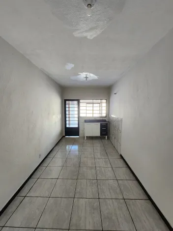 Alugar Casa / Padr&atilde;o em S&atilde;o Jos&eacute; do Rio Preto R$ 1.400,00 - Foto 3