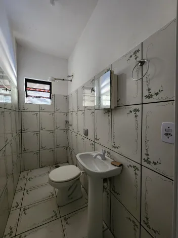 Alugar Casa / Padr&atilde;o em S&atilde;o Jos&eacute; do Rio Preto R$ 1.400,00 - Foto 7