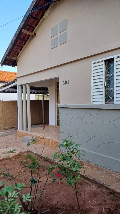Comprar Casa / Padr&atilde;o em Mirassol R$ 240.000,00 - Foto 6